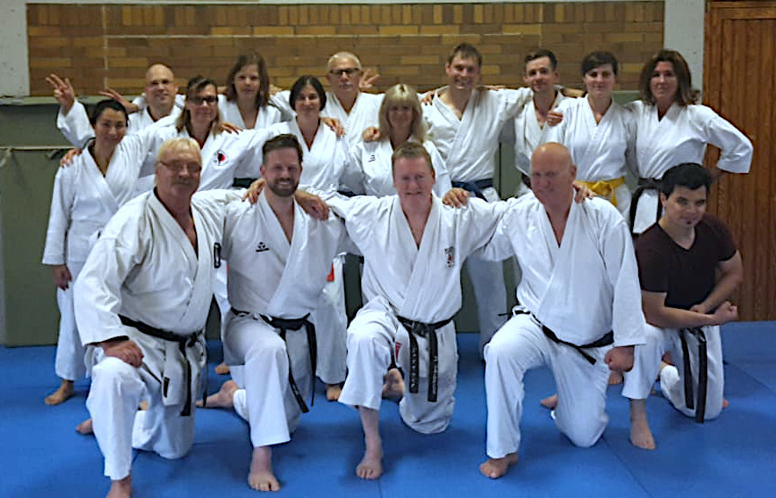 PHOTO 2018 06 01 23 40 49