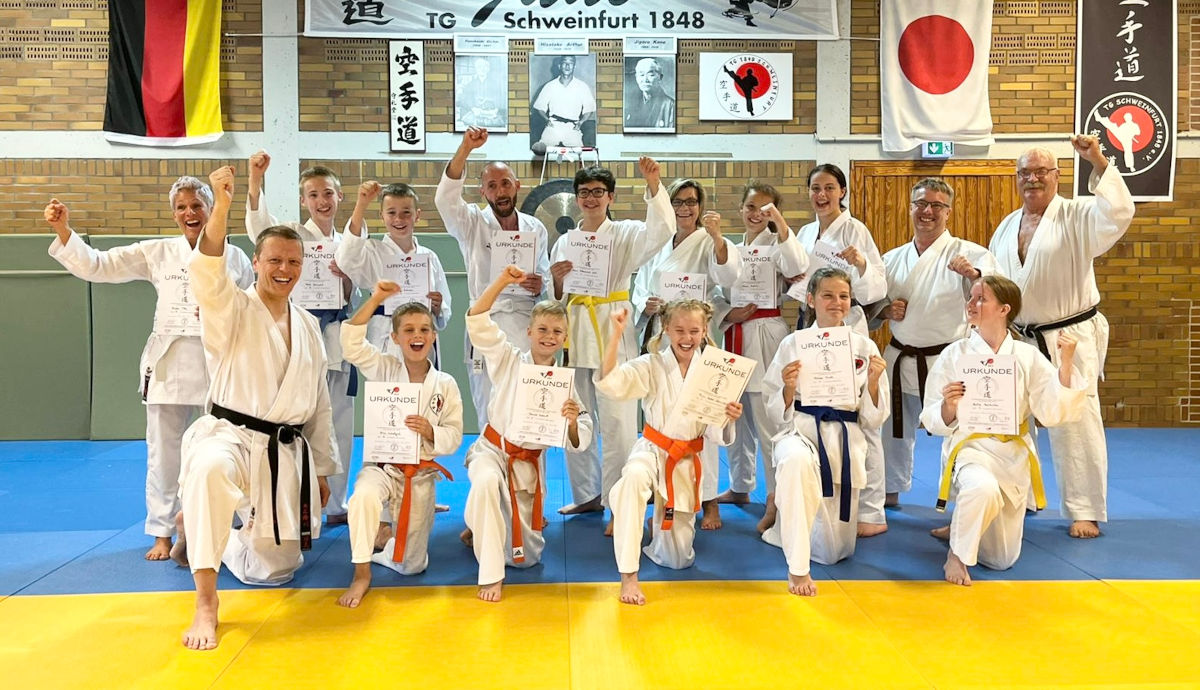 0971D213 082F 4F31 8348 E9FC8F61587F